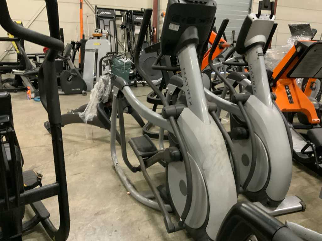 Matrix e5x discount elliptical cross trainer