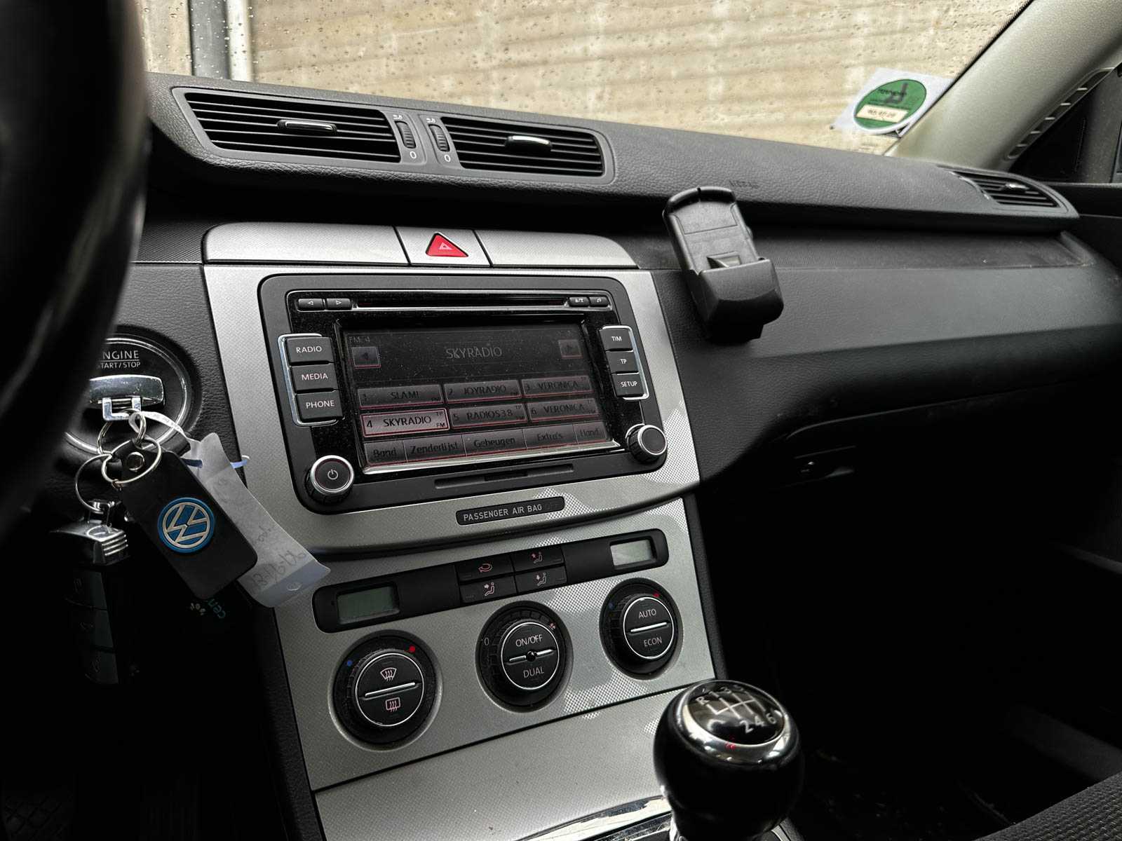 Volkswagen Passat Variant 2.0 FSI Comfortline Business 150pk 2007 (Origineel-NL), 93-TP-DP