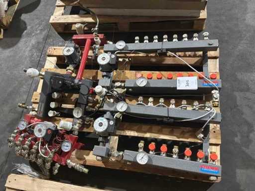 Central heating distributor (4x)