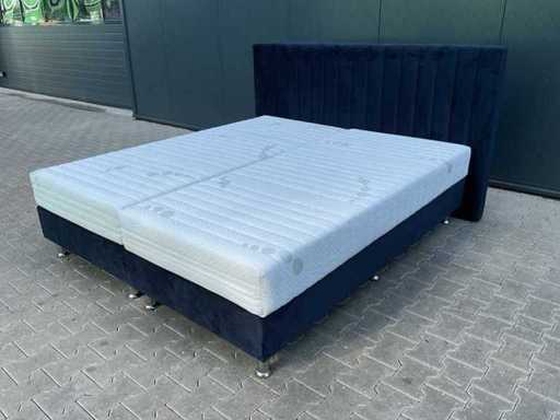 Matt Sleep Velvet Blauw 200x180 - Bed