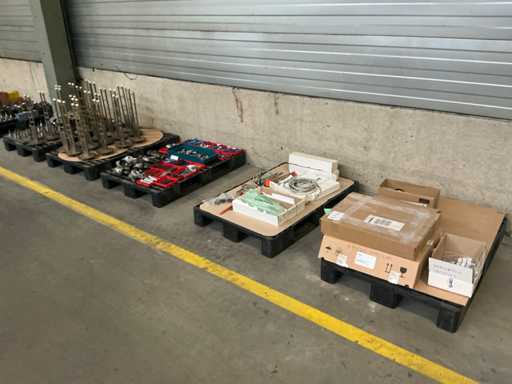 Partij diverse spare parts