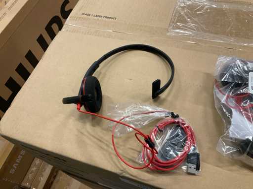 Plantronics Headsets (24x)