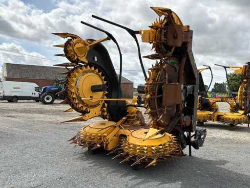 2018 Kemper - New Holland 750BFIU Corn coupe for Forage Harvester