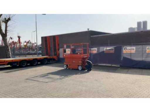 90eb8969-20f7-4935-a878-12174174226f.mp4