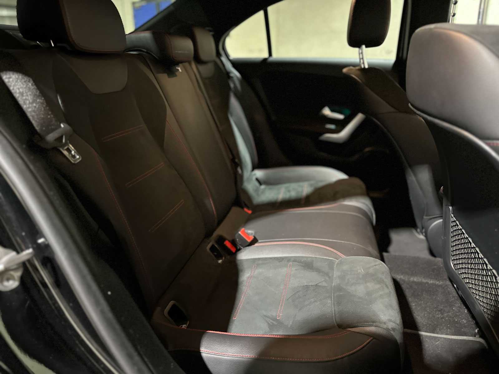 Mercedes-Benz A200 Business Solution AMG A-klasse 163pk 2020 (Origineel-NL), J-049-DZ