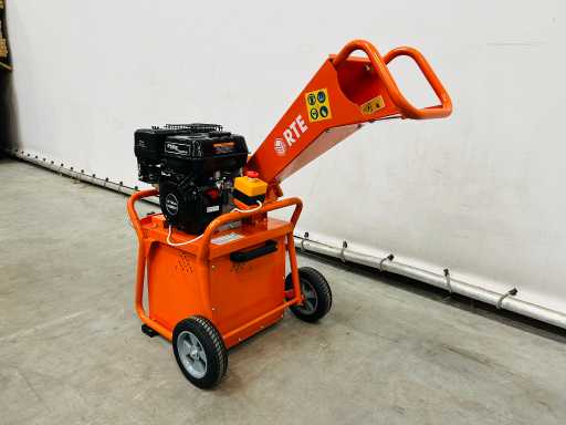 RTE - 2025 - 6779 - Déchiqueteur à bois