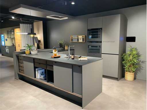 Kvik - Prato Grey - Kitchen setup