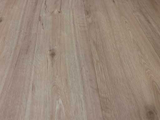 16 m2 PVC click plank - 1212 x 171 x 5 mm