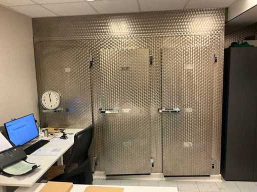 Hygeco Cold Room 2002