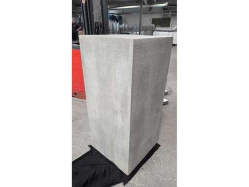 gebraucht - Stehtisch / Säule, betonoptik (3x)