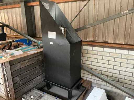 Schoorsteenkap voor hellend dak