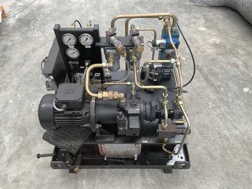 2002 Mannesmann Rexroth hydraulic power unit (2x)