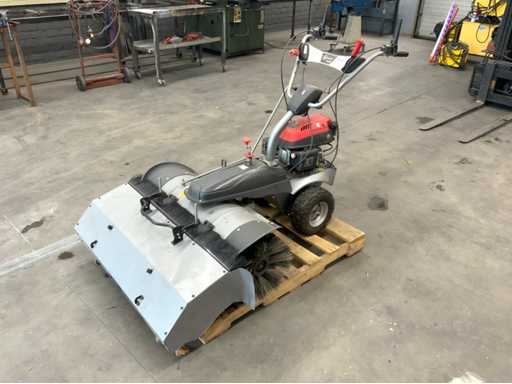 Lumag - 2018 - KM1000 - Spazzatore semovente con spazzaneve inclusa spazzaneve