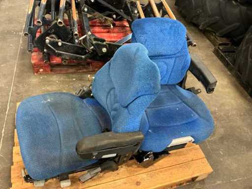 Fotel traktorowy New Holland (2x)