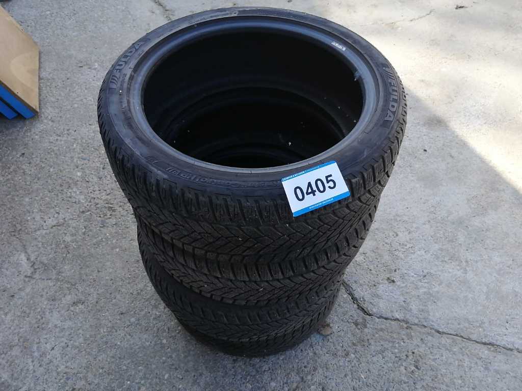 Car tyres (4x)