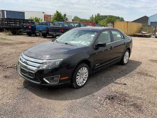 Ford Fusion Passenger Car 2010