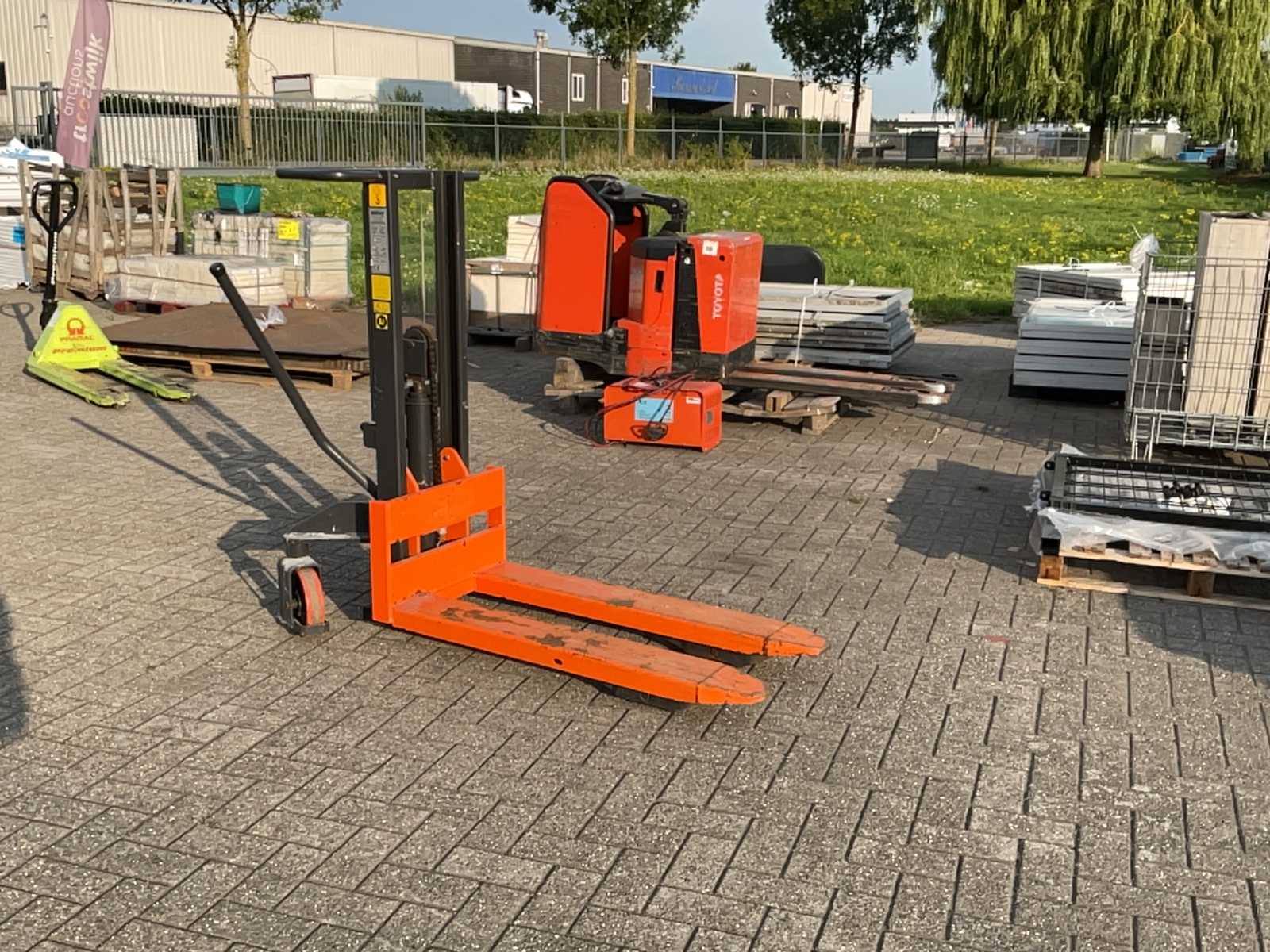 Kentruck – 2005 – HLT1000 – Pallet truck