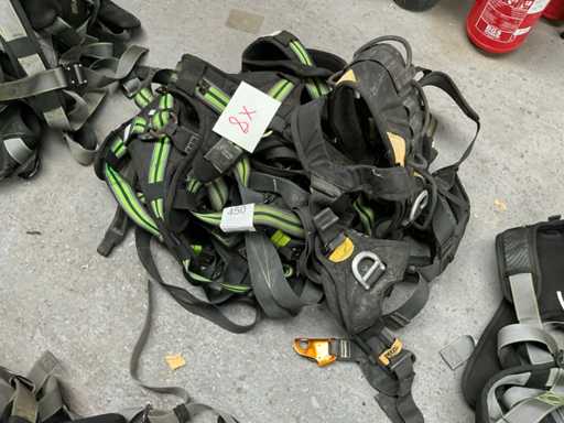 Fall arrest harness (8x)