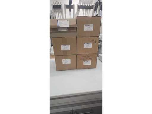 Partie Różne materiały laboratoryjne
