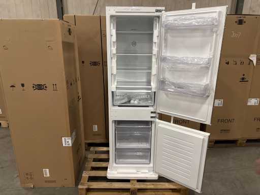 Bosch - KIV865SF0 - Inbouwkoel/vries combinatie - Inbouwmaat:177,5x54x55cm (5x)