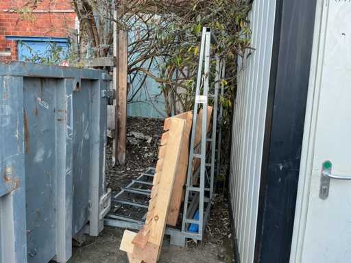 A-frame glass carrier