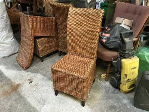 Der gesamte verbleibende Inhalt des Lagerhauses