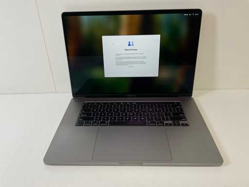 Apple MacBook Pro 16", Core(TM) i7 9ª generazione, 32 GB di RAM, 512 GB NVMe, AMD Radeon Pro 5300M 4GB