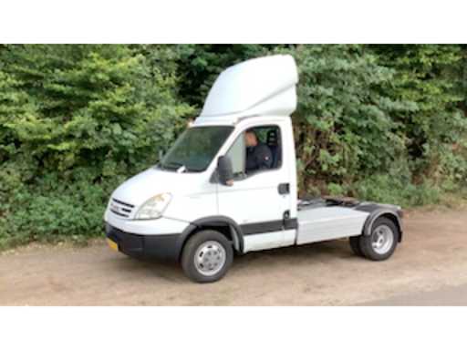 fa230e27-dd72-4ece-8df7-6c835373e41d.mp4