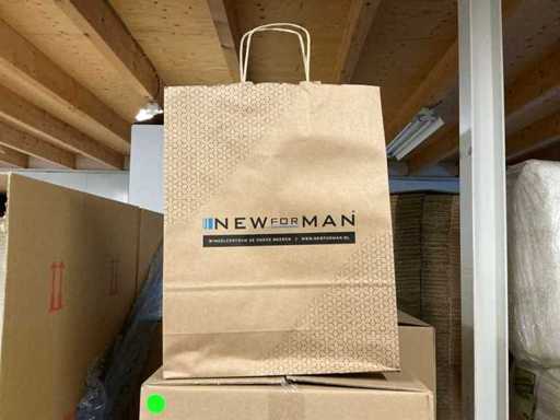 Partij bedrukte papieren tassen 320+120x410mm (4600x)