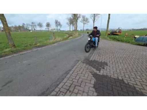 ff8eb66c-8ea7-4b19-a717-285aeffcabdf.mp4