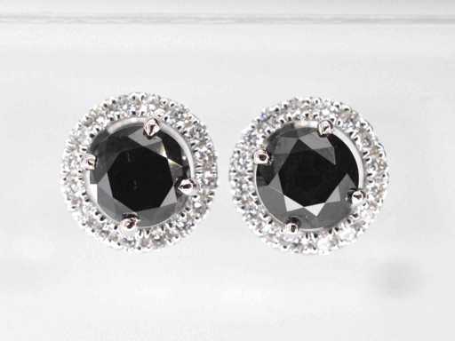 White gold diamond entourage earrings with black diamonds