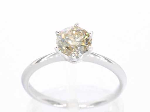 Biały złoty pasjans z diamentem