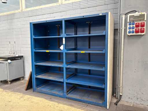 CBRE Roller Shelf