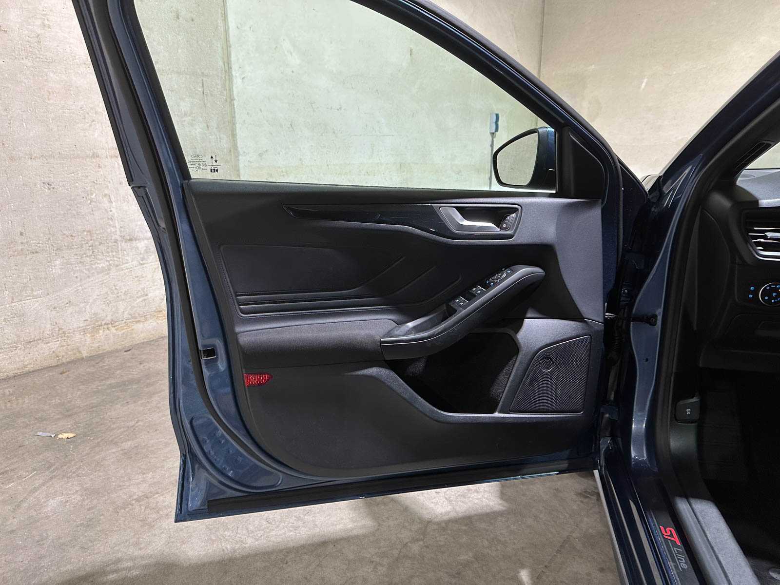 Ford Focus Wagon 1.0 Ecoboost ST-Line Business 125pk 2020 (Origineel-NL), J-369-BP