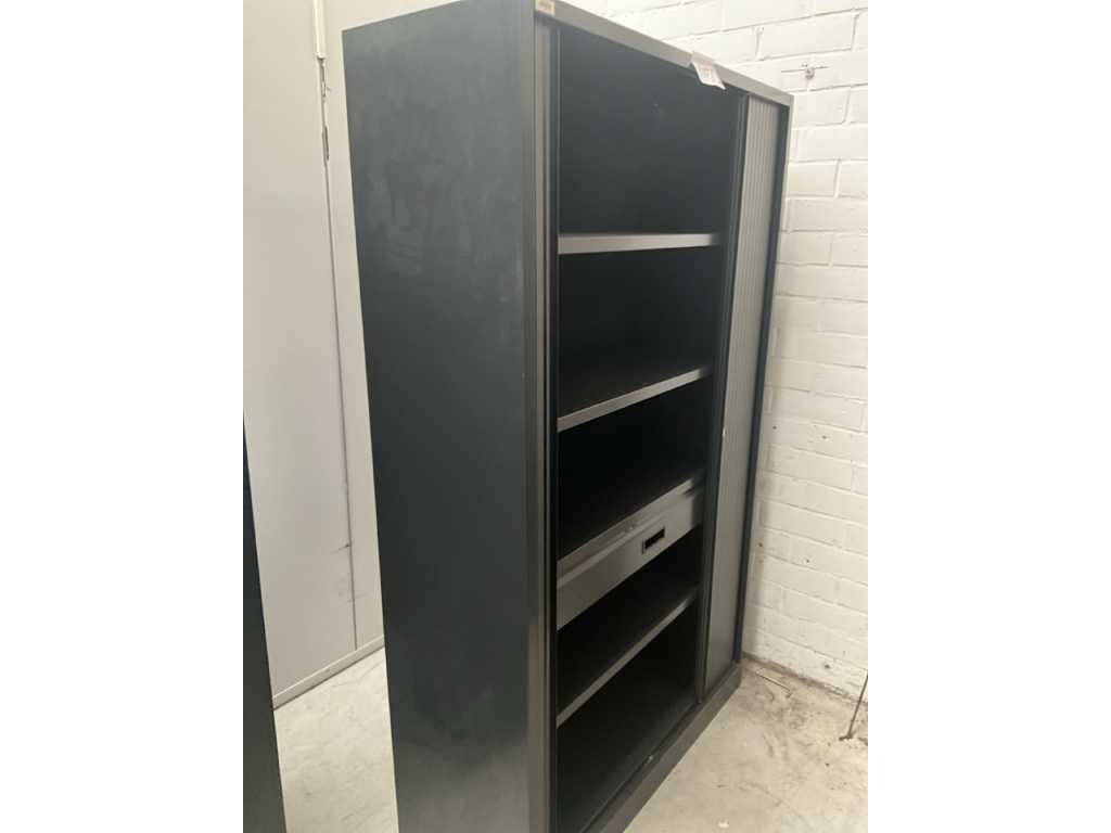 Approx. 6 various high storage/filing cabinets