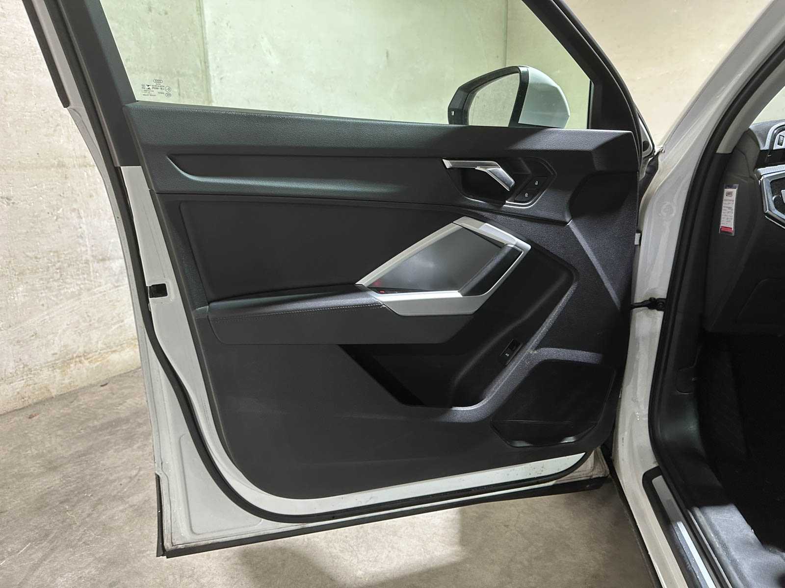 Audi Q3 35 TFSI Pro Line business 150pk 2020 (Origineel-NL + 1e eigenaar), G-399-ZV