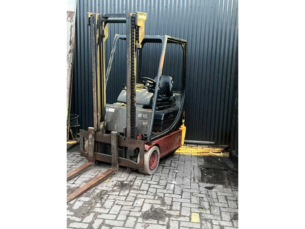 Linde E16C-02 Forklift