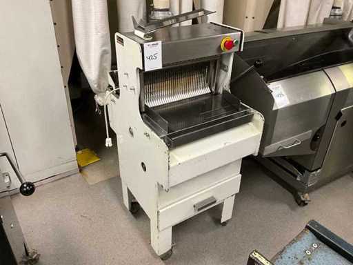 Feliator de pâine Svm