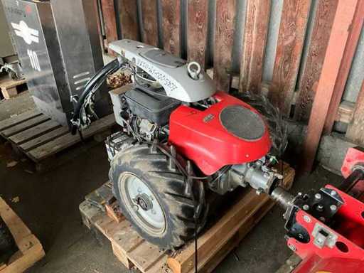 Motormaaiers met opzetstukken