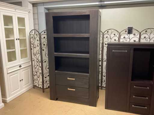 Brodwin-Bücherregal