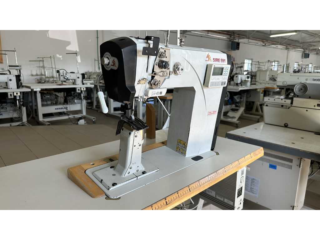 SIRE Sire 591-E Post bed Sewing Machines