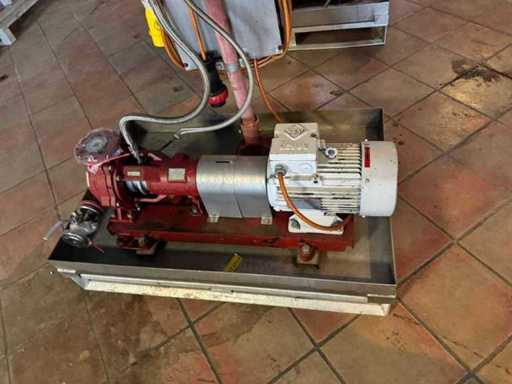 Burgmann - TS1016/A007 - Mobile pump with drip tray - 2002