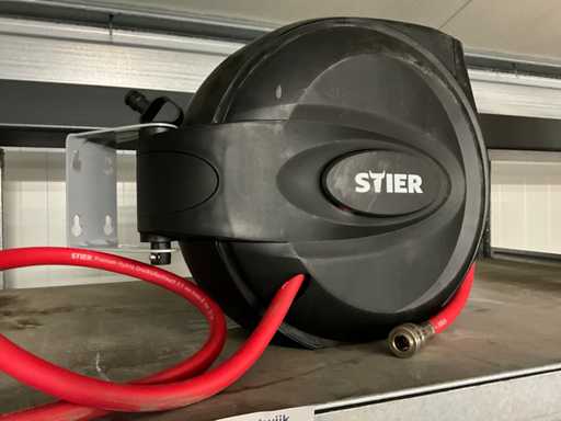 Bull Air Hose Reel
