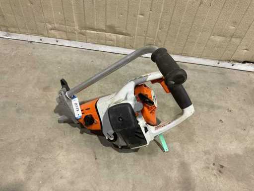 Stihl BT121 Earth Auger