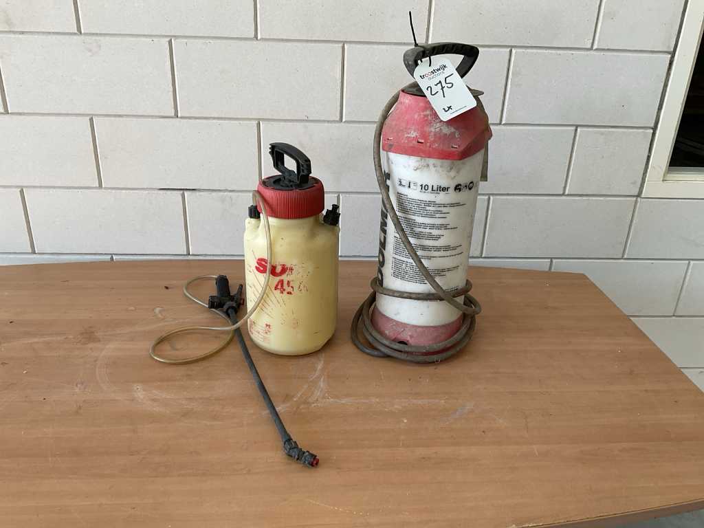 Backpack sprayer (2x)