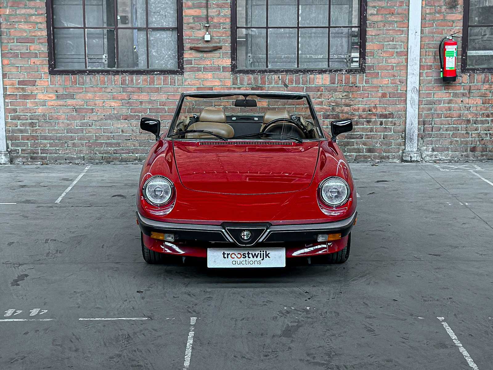 Alfa Romeo Spider 2.0 118pk 1987, NS-842-F