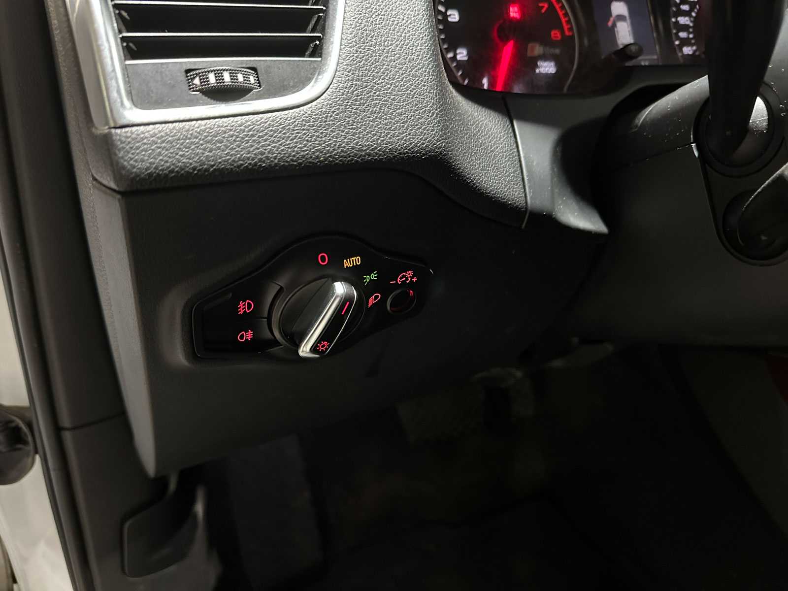 Audi Q5 3.2 FSI V6 Quattro Pro Line 269pk 2010, J-936-ZV