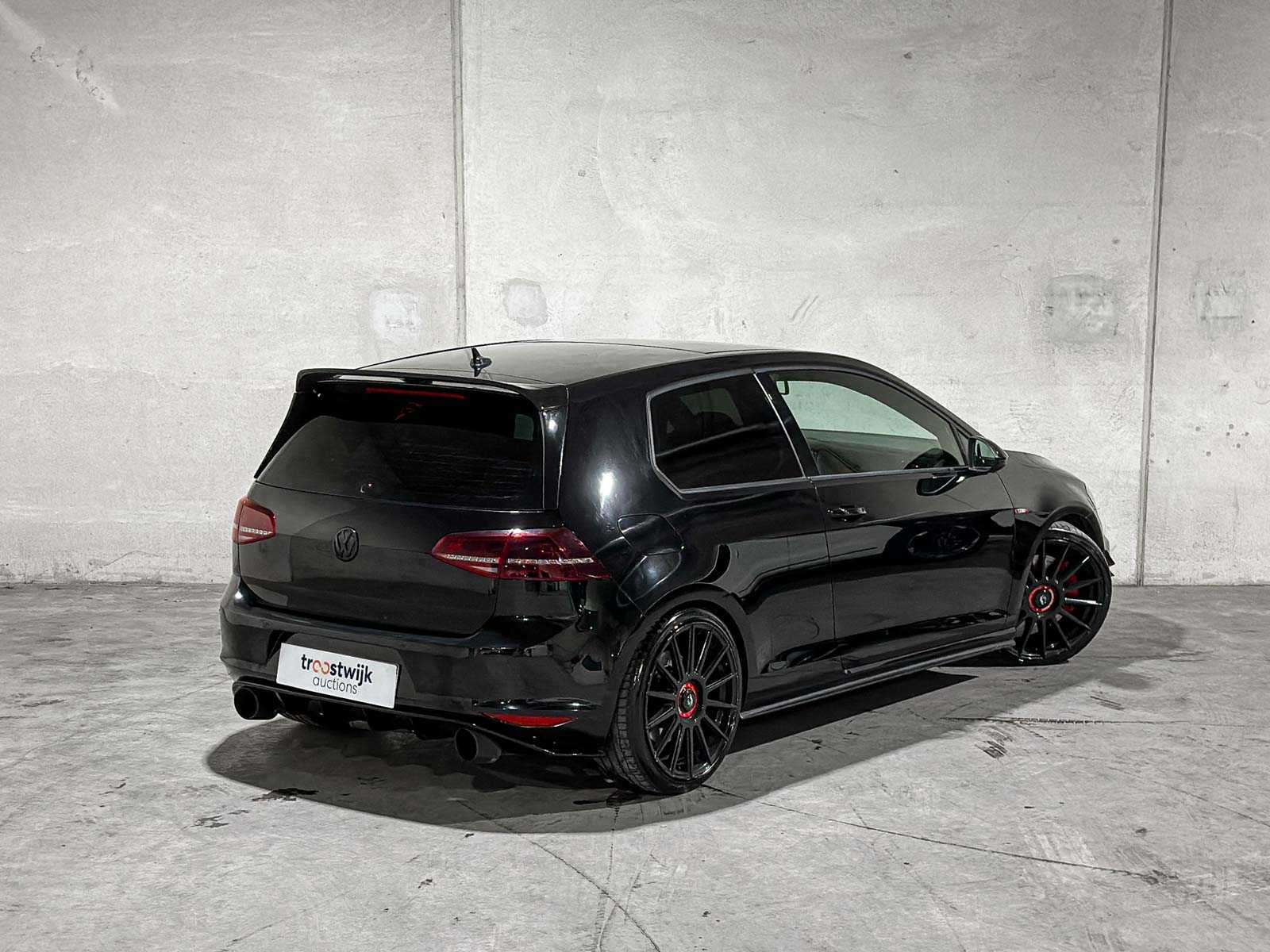 Volkswagen Golf GTI Performance (VII / MK7 / Golf 7) 396pk 2014