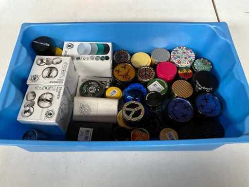 Champ Mix propose de nombreux produits de fumage, y compris des moulins
