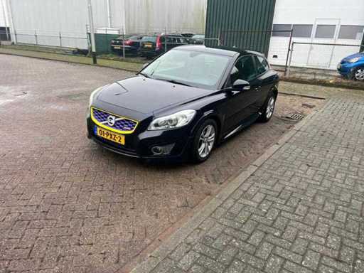 Volvo  C30  1.6 D2 R-Edition,01-PXZ-2